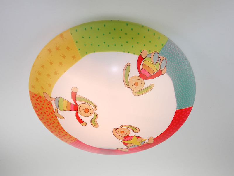 Lustige Deckenschale Rainbow Rabbit Motiv bringt gute Laune ins Kinderzimmer!