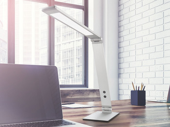 LED Schreibtischlampe GERI Silber mit Dimmer, Warmweiß - Tageslichtweiß