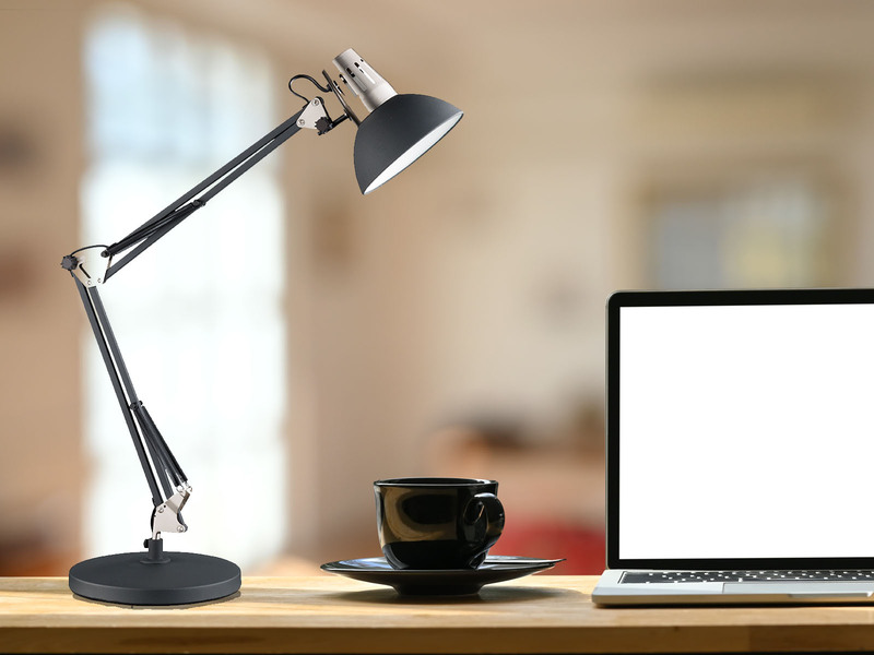 Schreibtischlampe PIT schwarz, dreifach schwenkbar, als Klemmleuchte verwendbar