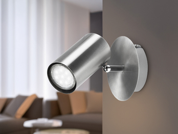 Klassischer Wandstrahler in Silber matt, Spot für eine gezielte Beleuchtung