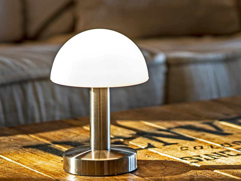 Kleine Tischlampe WARIN mit E14 Glasschirm Weiß per Touch dimmbar, Höhe 21cm