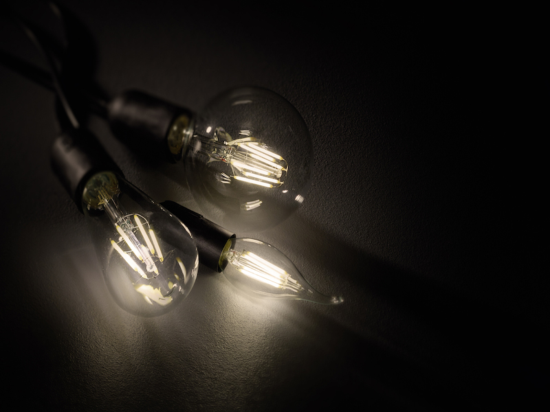 E27 Filament LED - 8 Watt, 806 Lumen, warmweiß, Ø9,5cm - 3 Stufen Dimmer