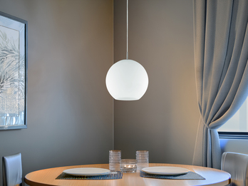 Pendelleuchte MOON 1-flammig mit Glaskugel Lampenschirm Opalglas, Ø 30cm