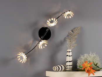 Vierflammige LED Deckenleuchte BLOOM aus Metall in Blattsilber mit Blumen Motiv
