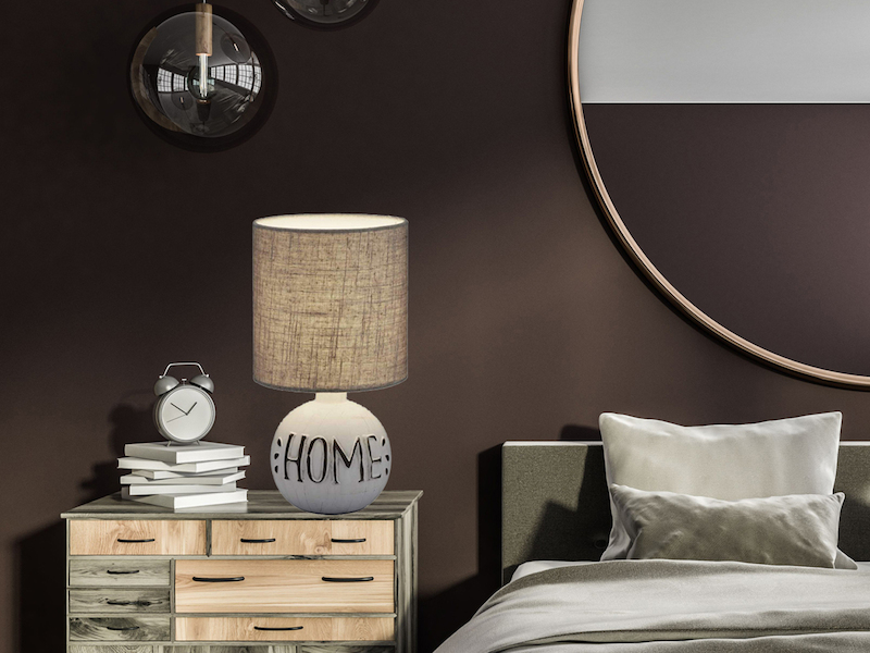 LED Tischleuchte Keramik-Sockel Schriftzug HOME Stoffschirm Braun, Höhe 31cm