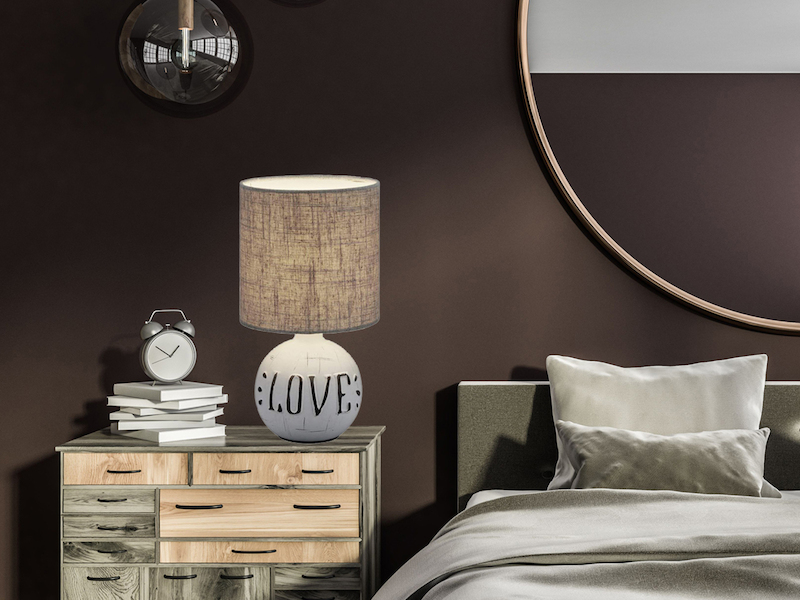 LED Tischleuchte Keramik-Sockel Schriftzug LOVE Stoffschirm Braun, Höhe 31cm