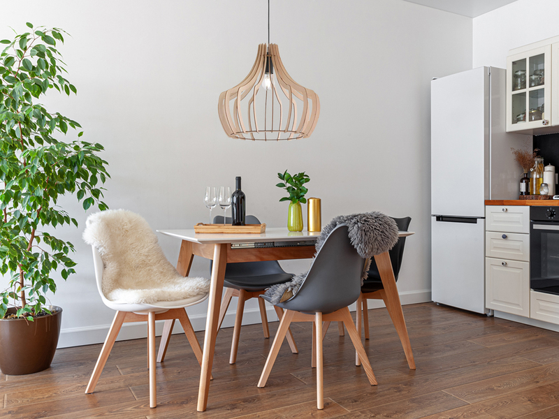 LED Hängeleuchte mit Lampenschirm aus Naturholz Lamellen, Ø 44cm