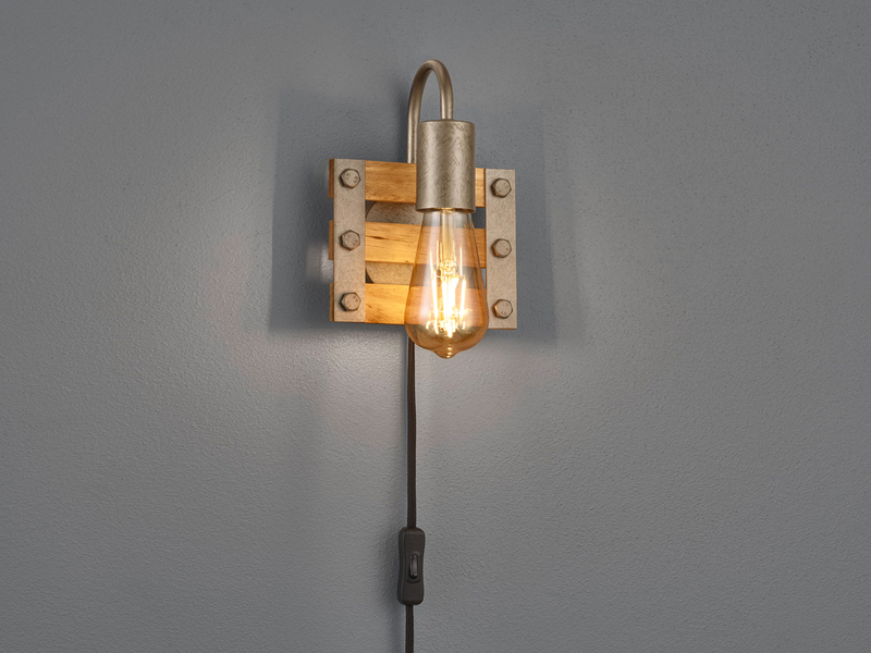 Rustikale Wandleuchte KHAN mit Holz, Schalter und Stecker, Höhe 20cm