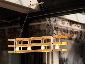 4-flammige LED Pendellampe mit großem Holzbrett im Vintage Industriedesign