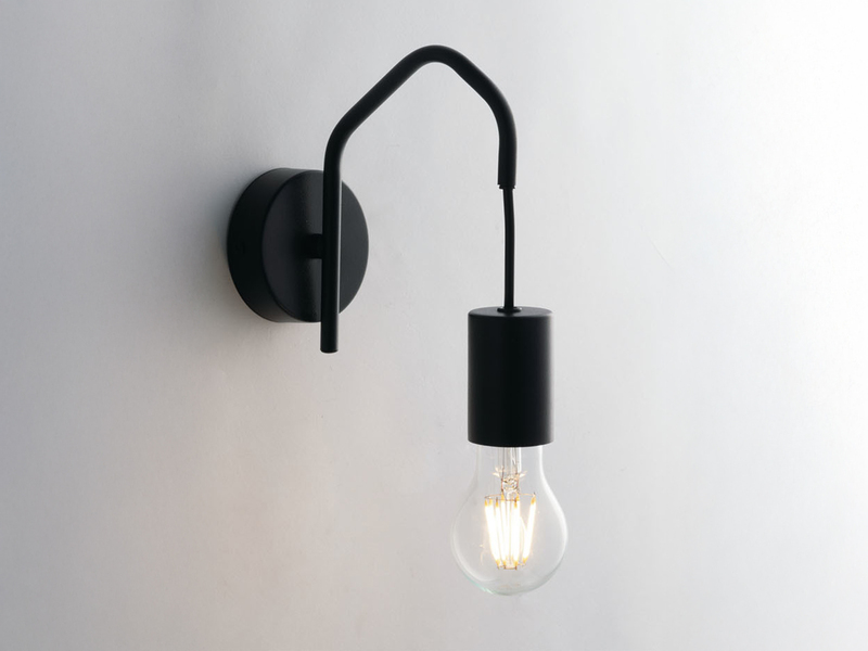 Ausgefallene Wandleuchte HABITAT 1-flammig Metall Schwarz, Höhe 17,5cm