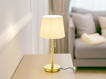 Tischlampe LYON höhenverstellbar, Messing mit Stoffschirm Weiß max. Höhe 56cm Tischlampe LYON höhenverstellbar, Messing mit Stoffschirm Weiß max. Höhe 56cm