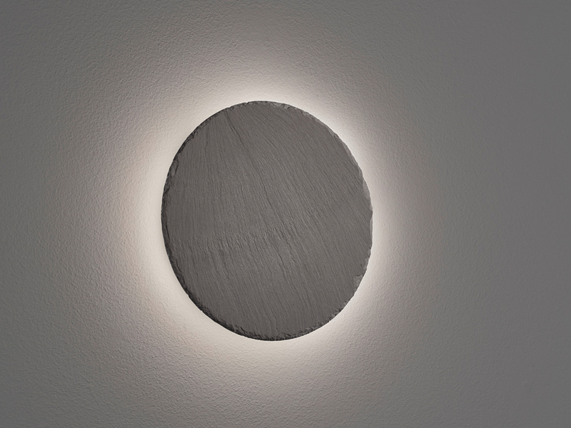 Flache LED Innen Wandleuchte RAVEN aus Naturschiefer Ø 20cm