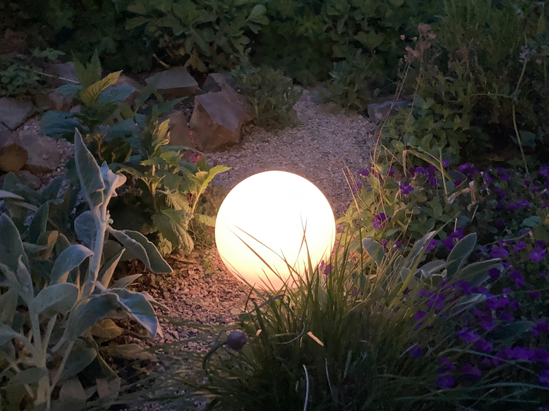 Garten Solarkugel MELO mit Fernbedienung dimmbar & Farbwechsel Ø 20cm