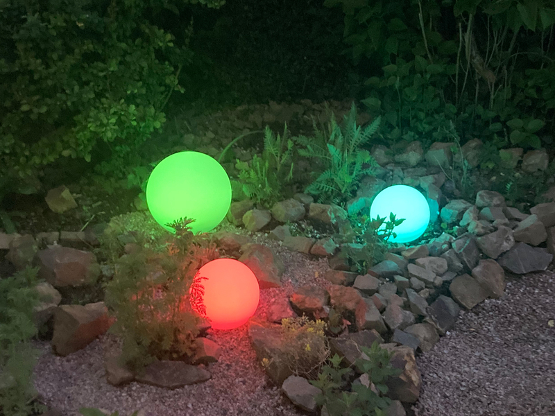 3er SET Garten Solarkugeln mit Fernbedienung, Farbwechsel & Erdspieß