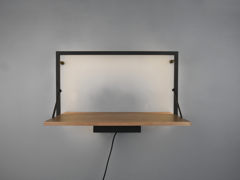 Wandregal LEONIE aus Holz mit LED Beleuchtung Metall Schwarz 50cm breit