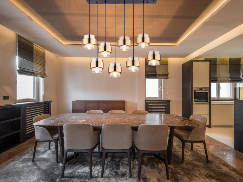 LED Pendelleuchte 8-flammig mit Rauchglas und Messing, Breite 103cm