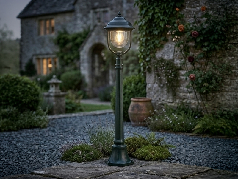 LED Wegeleuchte im Landhausstil, Gartenlaterne Grün, Höhe 118cm