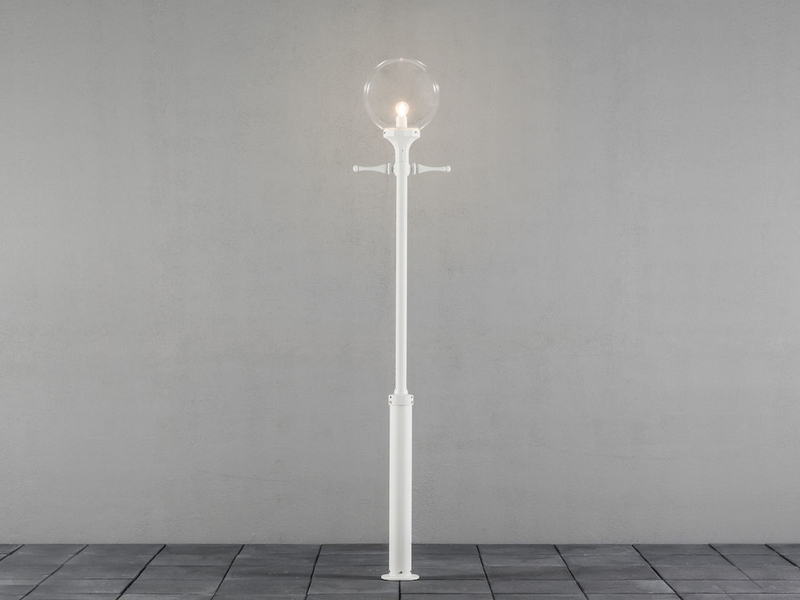 Große LED Mastleuchte Aluminium Weiß mit Glaskugel, Höhe 240cm