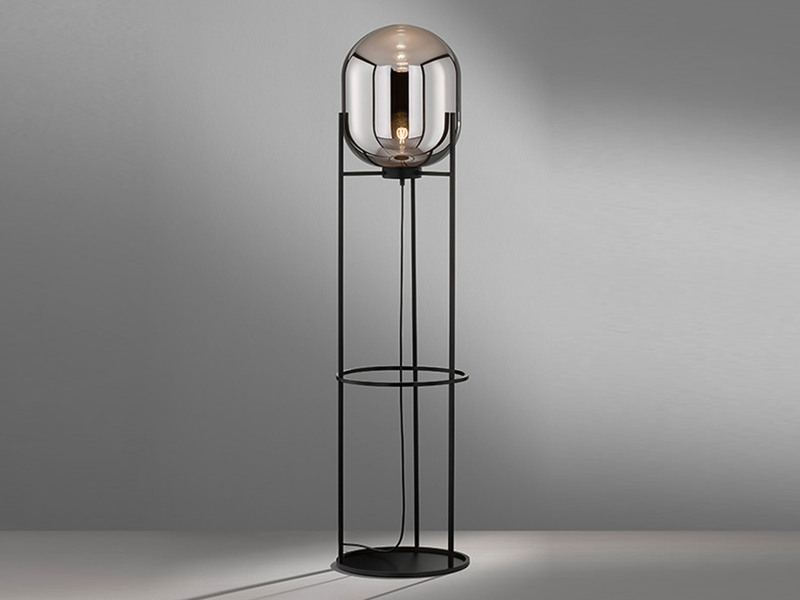 Stehlampe REGI Schwarz mit Rauchglas Glaskugel - Höhe 135cm
