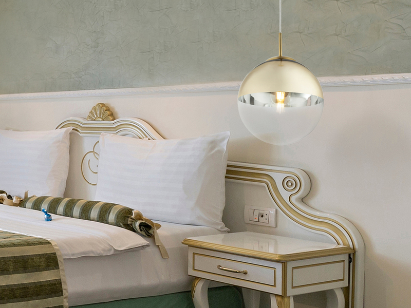 Pendelleuchte VARUS 1-flammig Glaskugel Design in Gold & Klarglas, Ø 25cm