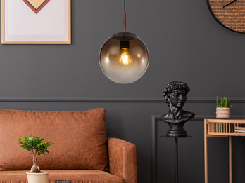 Pendelleuchte VARUS 1-flammig mit Glaskugel aus Amberglas, Ø 20cm