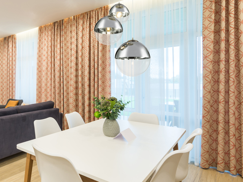 Pendelleuchte VARUS 3-flammig Glaskugeln Design in Chrom & Klarglas, Ø 51cm