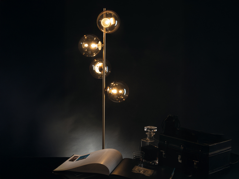 Ausgefallene LED Stehlampe mehrflammig Gold - Glaskugeln Bernstein Höhe 160cm