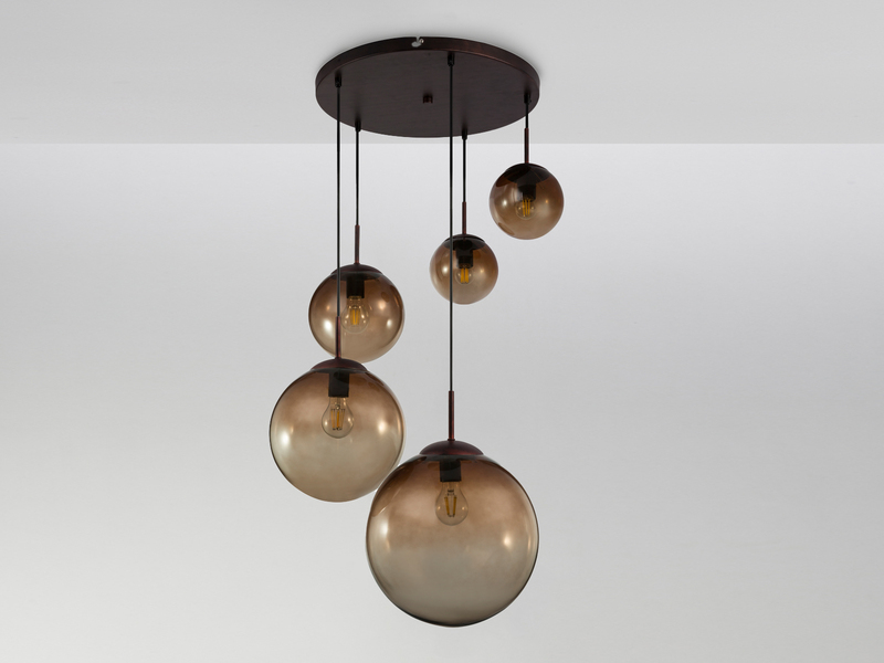 LED Pendelleuchte 5-flammig mit Glaskugeln aus Amberglas, Ø 65cm