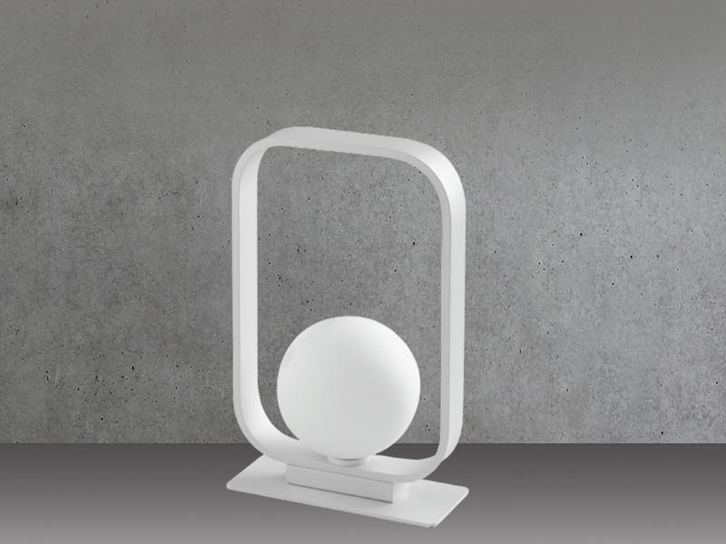 Kleine Tischleuchte ROXY Metall mit Glaskugel Opalweiß, Höhe 26cm