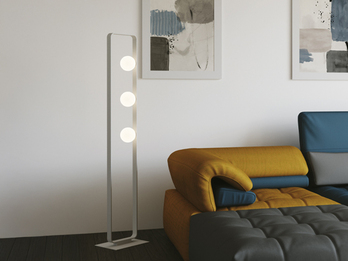 Stehlampe ROXY 3-flammig Weiß mit Glaskugeln in Opalweiß, Höhe 140cm