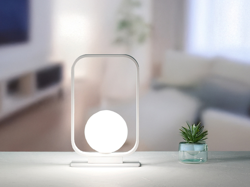 Kleine LED Tischleuchte Metall mit Glaskugel Opalweiß, Höhe 26cm