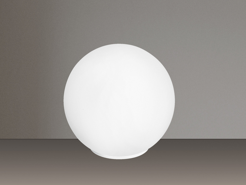 Kleine Tischleuchte CITY Glaskugel Lampenschirm in Opalweiß, Ø 15cm