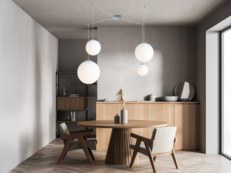 LED Pendelleuchte 4 flammig mit Glaskugeln Opalweiß, Abhängung bis 250cm