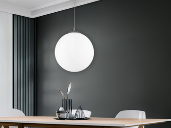 LED Pendelleuchte einflammig Glaskugel Opalweiß, Ø 45cm