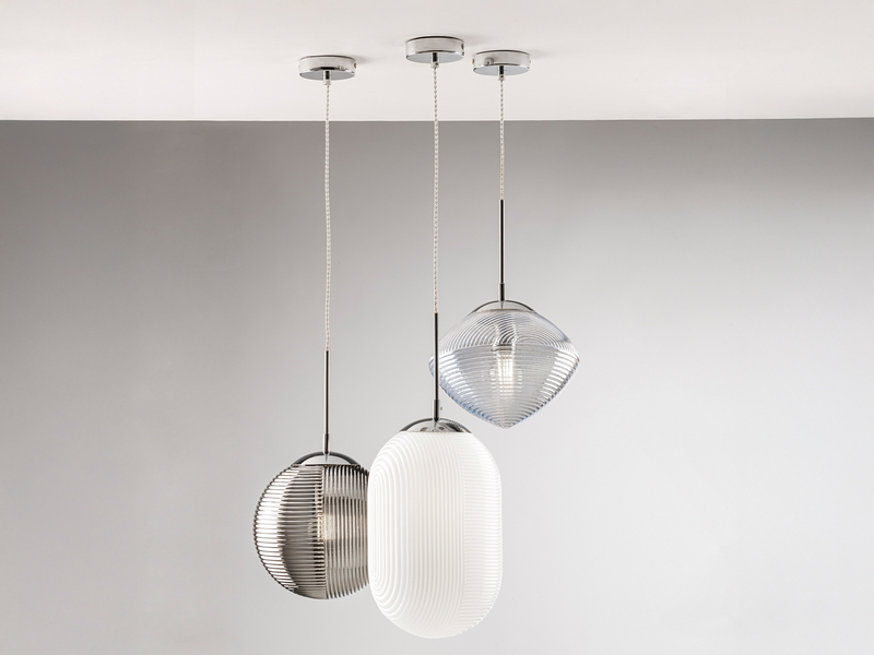 Pendelleuchte GREENWICH einflammig Relief Milchglas Lampenschirm, Ø 23cm