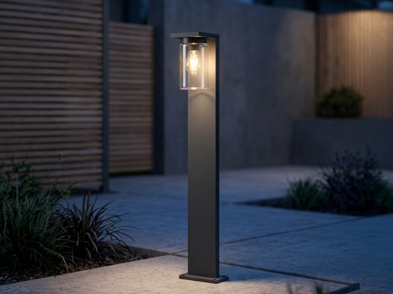 Wegeleuchte ARDILA aus Aluminium Schwarz mit E27 Glasschirm, Höhe 100cm