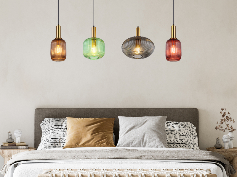 Pendelleuchte NORMY 4-flammig aus Rillenglas Bunt, Breite 115cm