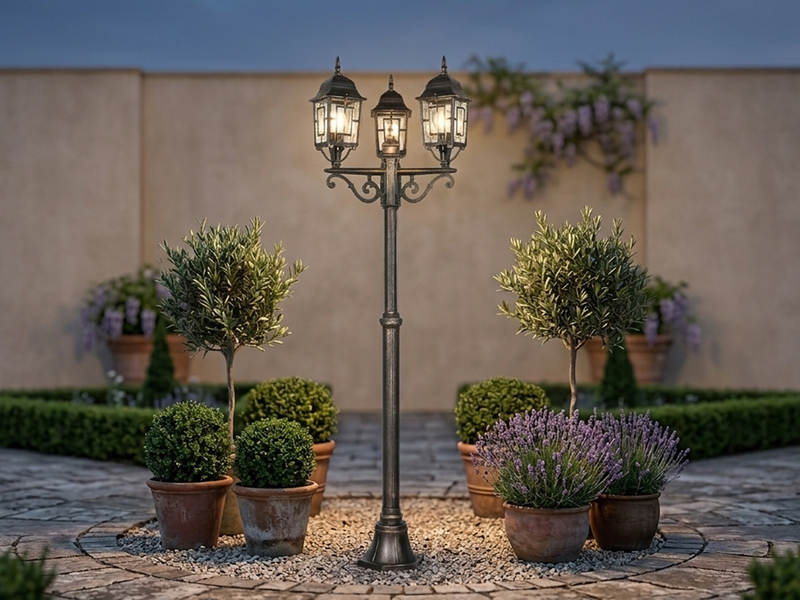 Straßenlaterne VOLTURNO 3-flammig Aluminium Rostoptik antik, E27, Höhe 200cm