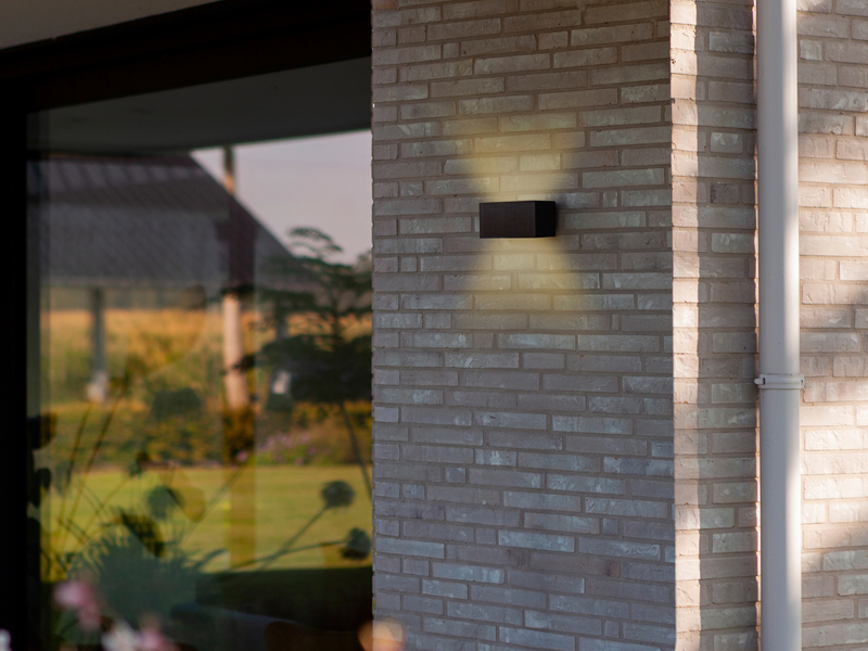 HYBRID LED Außenwandleuchte INKA, Solar & Strom 230V, Anthrazit 18cm breit