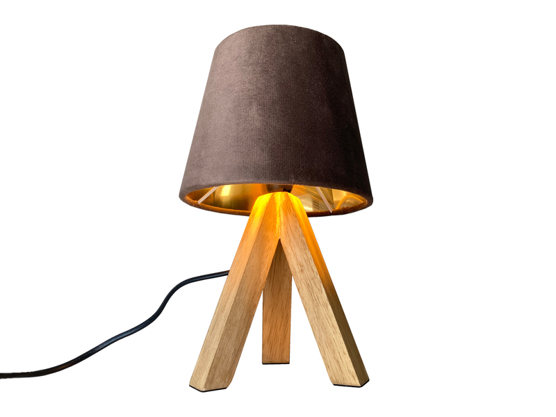 Kleine Tischlampe mit Dreibein aus Holz, Samtschirm Braun Gold, Höhe 27cm