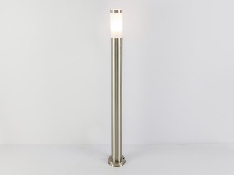 Moderne LED Wegeleuchte aus Edelstahl in Silber, Höhe 110cm