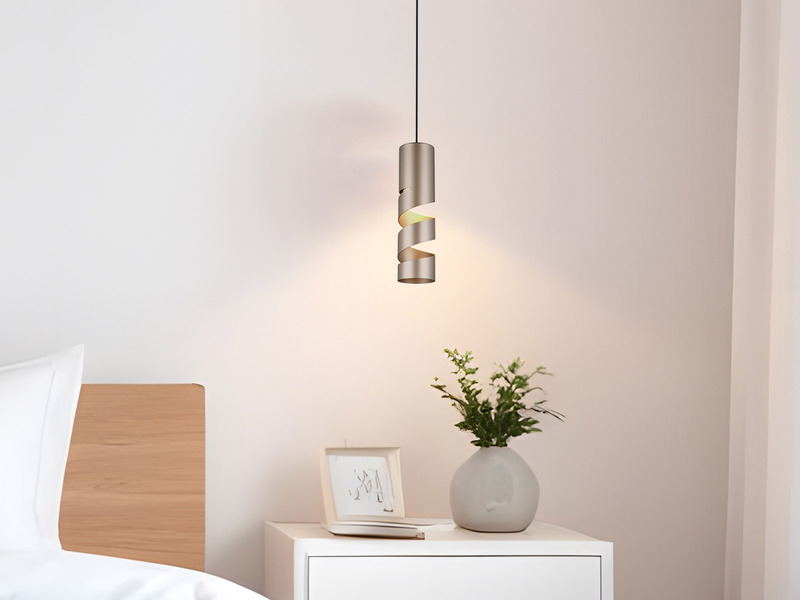 Moderne kleine LED Pendelleuchte 1-flammig aus Metall in Coffee, Ø12cm