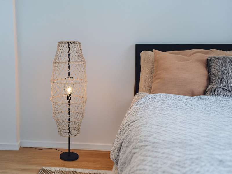 Kleine Boho Stehlampe HIVE mit Lampenschirm geflochten Hanfseil, H: 120cm