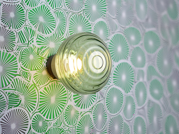 Akku Wandleuchte EARL mit Glasschirm Grün, dimmbar Ø 15,5cm