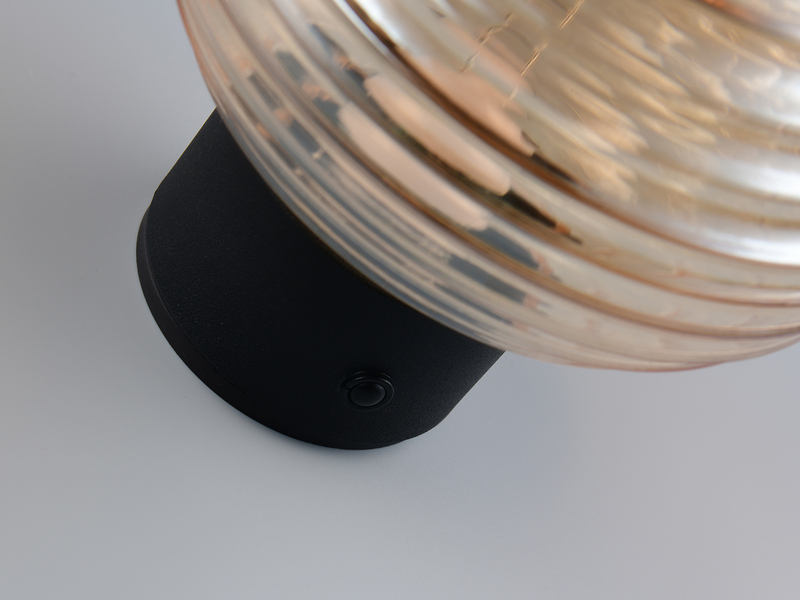 Akku Wandleuchte EARL Glasschirm Bernsteinfarbig, dimmbar Ø 15,5cm