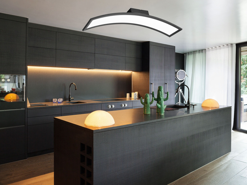 LED Deckenleuchte SIGMA lang & schmal in Schwarz, gebogen, Länge 76cm