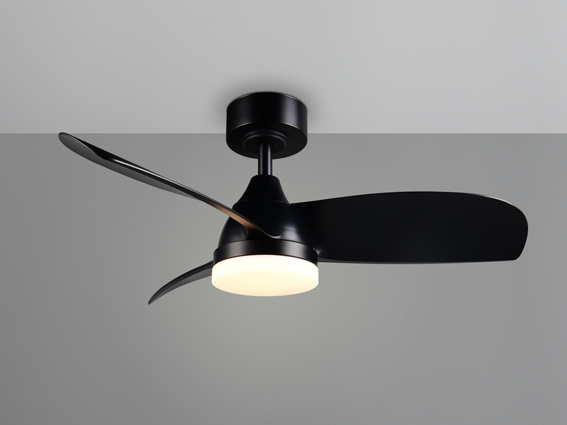 Deckenventilator HELSINKI mit Licht und Fernbedienung in Schwarz, Ø 90cm