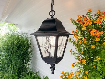 Landhausstil Außen Hängelampe NORFOLK Kettenlaterne mit Bleiglas, max. Höhe 60cm