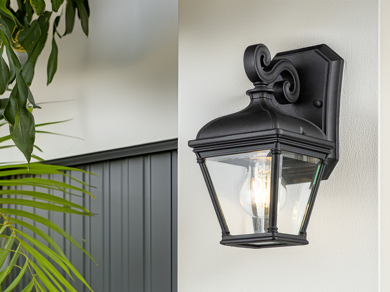 Außenwandleuchte BAYVIEW kleine Landhausstil Hängelaterne, Höhe 27,5cm