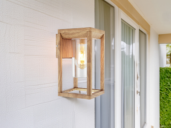 Moderne LED Außenwandleuchte Laterne aus Aluminium in Holzoptik, Höhe 27cm